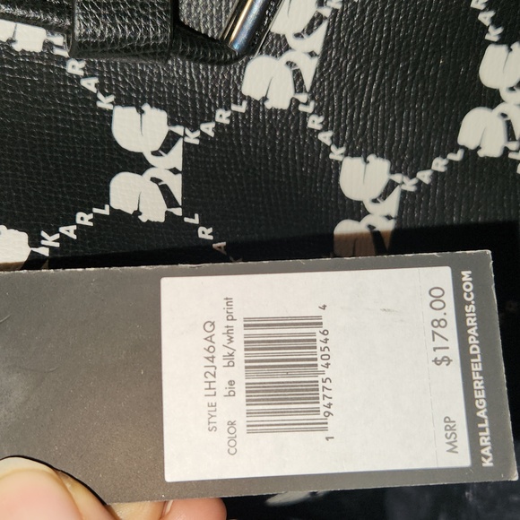 NWT KARL LARGERFELD BLACK AND WHITE w/SILVER HARDWARE BUCKET BAG/TOTE - Picture 4 of 10